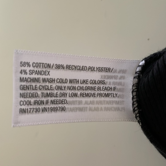 Wild Fable Crop Top Scoop Neck Ribbed Tank Black - Picture 11 of 13